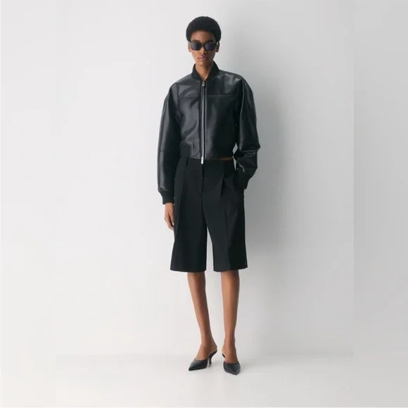 SOLD on lnsta: BADDEST.OUT.THERE2 - Picture 4 of 15